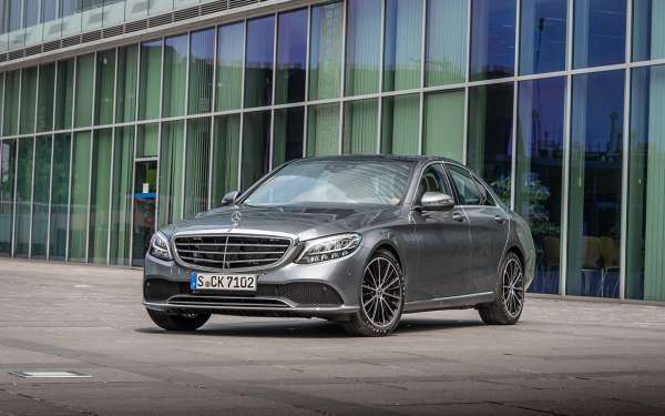 
            Такого Mercedes еще не делал. Самые уникальные фишки нового С-Class
        