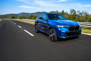 «Партизанский экспорт»: BMW стали возить в Россию под шильдиками Changan