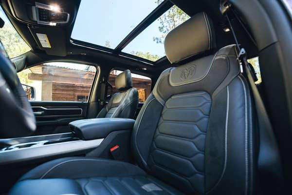 Ram 1500 Direct Connection by Roush: масл-трак начального уровня с атмосферным V8