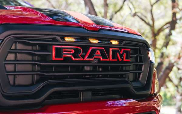 Ram 1500 Direct Connection by Roush: масл-трак начального уровня с атмосферным V8