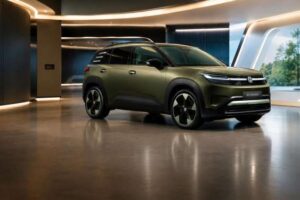 Парковка со смартфона и чтение светофора: представлен новый VW ID. Cross