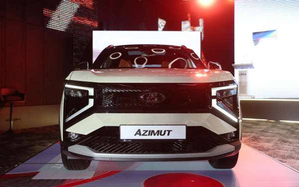 
            &laquo;Он опоздал&raquo;. Автожурналисты оценили перспективы нового Lada Azimut
        