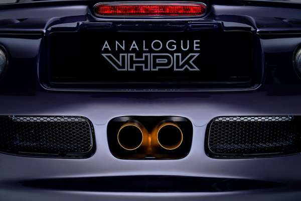 Рестомод Analogue VHPK на базе Lotus Elise S1: водитель по центру и масса менее 600 кг