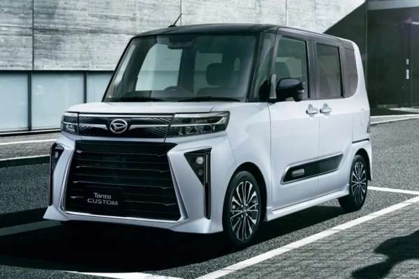 Toyota Roomy, Daihatsu Thor и Tanto: модернизация на троих