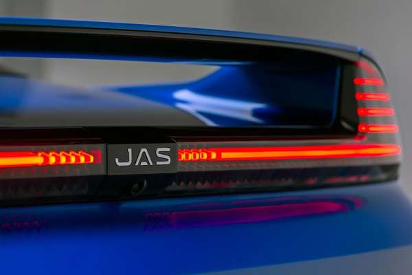 Рестомод JAS Tensei на базе Honda NSX первого поколения: премьера и подробности Рестомод JAS Tensei на базе Honda NSX первого поколения: премьера и подробности