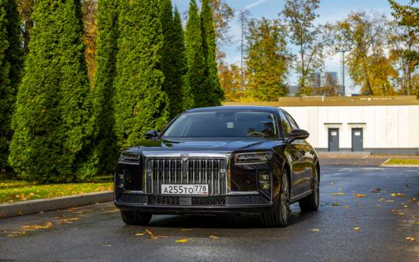 
            Уже не Hongqi, но еще не Aurus. Первый тест российского седана Senat 900
        